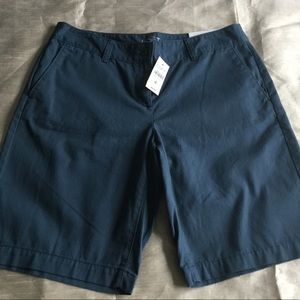 Women’s Loft Shorts Size 4